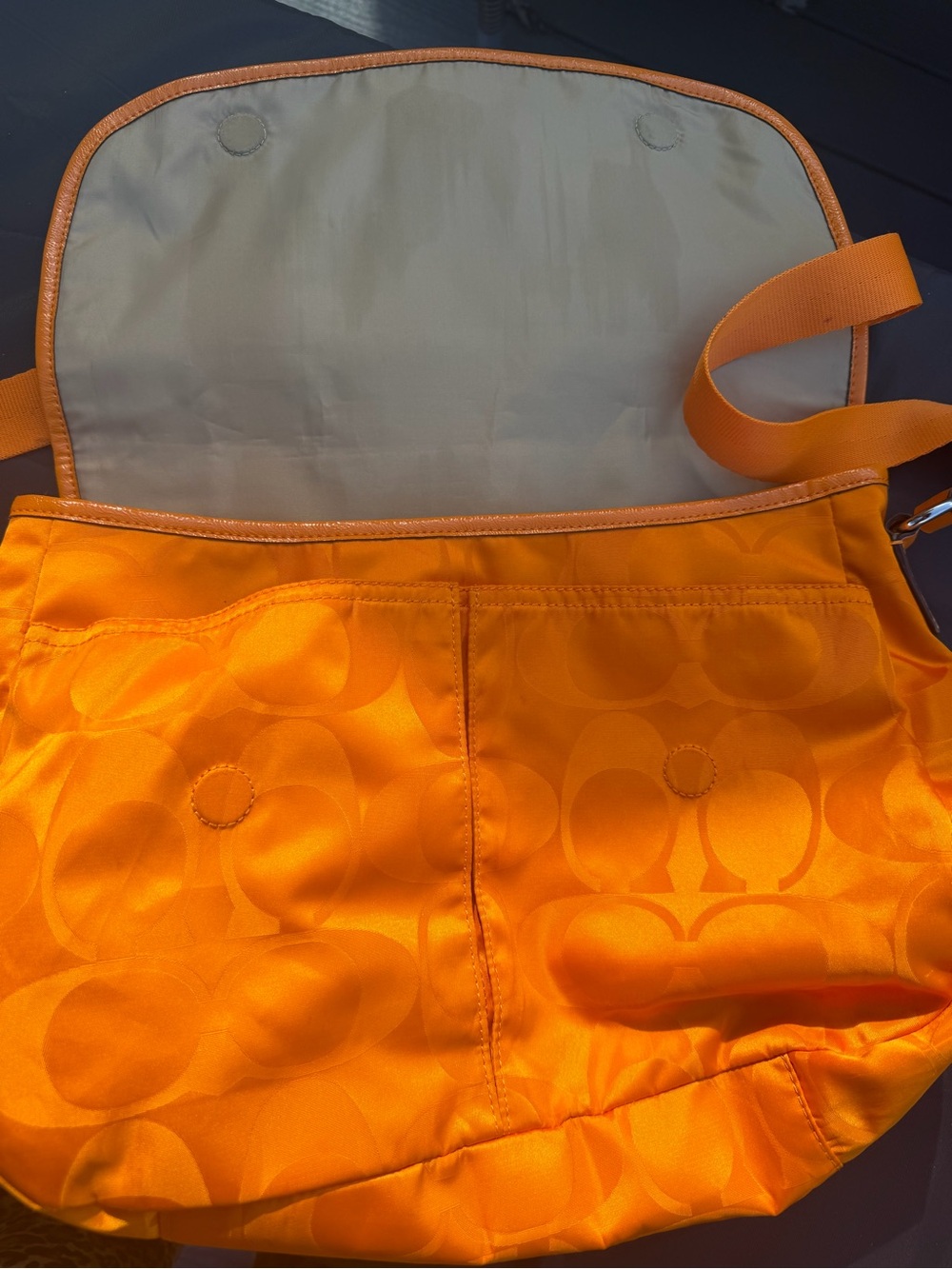 Authentic Coach F77490 Citrine Orange Signature Nylon Messenger Crossbody Y2K - Picture 5 of 14